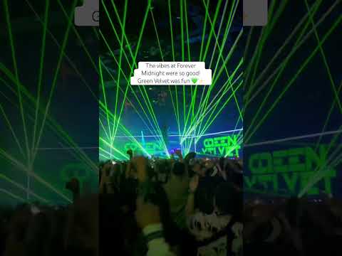 Hit me with those laser beams 💚 Green Velvet @ #ForeverMidnight #rave #housemusic #musicfestival
