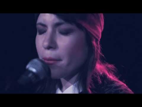 Hannah Schneider- For The Trees (Solo- Live 2013)