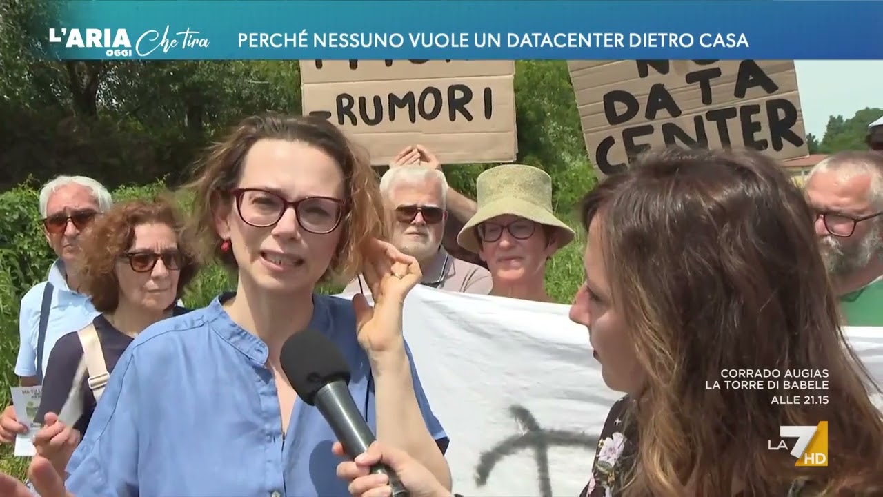No al data center, la protesta dei cittadini: "Il calore verrebbe disperso nell'ambiente, ...