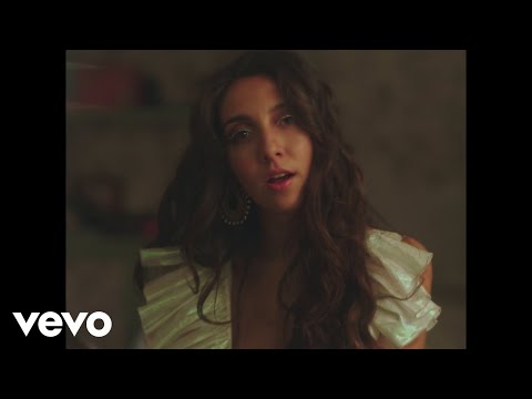 Lucía Fernanda - La Manta