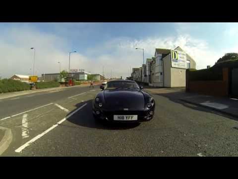 TVR Cerbera.  Practicality test 1: Doing a quick shop