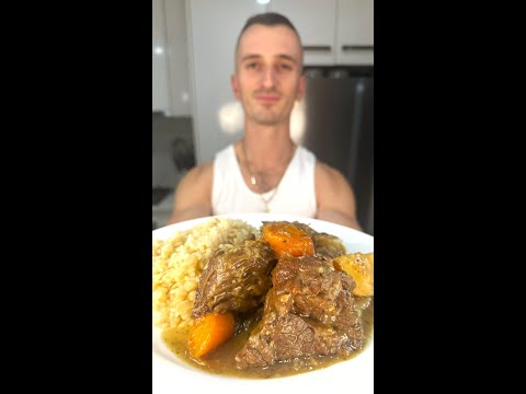 Greek Lemon Beef Stew Recipe (Moschari Lemonato)