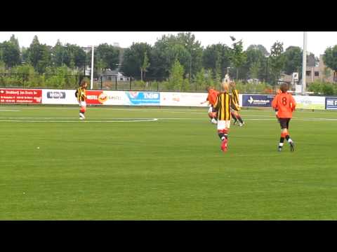 VV De Meern D1 - SCH D1 19 mei 2011 2-2,  goal Abel.mov