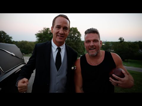 Pat McAfee Teaches Peyton Manning how to Punt