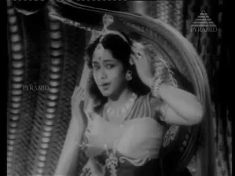 எந்தன் உள்ளம் துள்ளி விளையாடுவதும் ஏனோ- Kanavane Kankanda Deivam - 1955