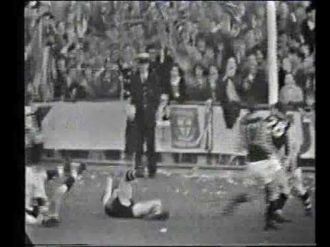 VFL 1985 R21 NEC Fantastic Footy Flashbacks - Neale
