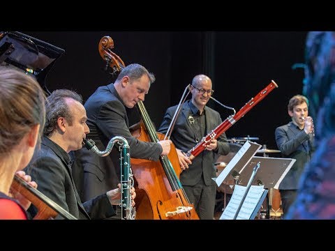 Dissimilar Parallel Lives: Eisler & Revueltas | Oxalys.