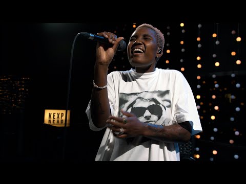 Arlo Parks - Full Performance (Live on KEXP)