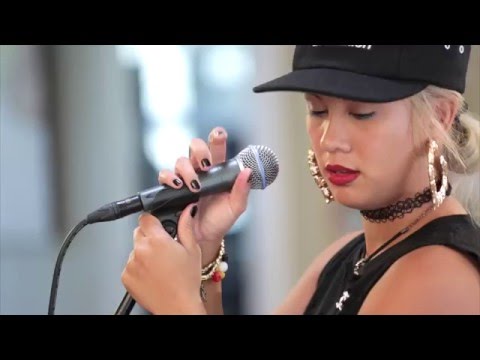 Eli-Mac - Young Soul Rebel (HiSessions.com Acoustic Live!)