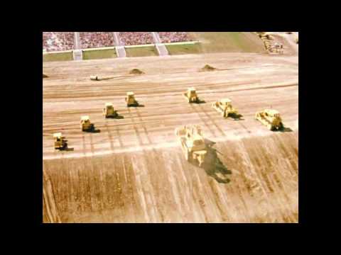 Power Parade 1978 - Track-Type Tractors Start the Show