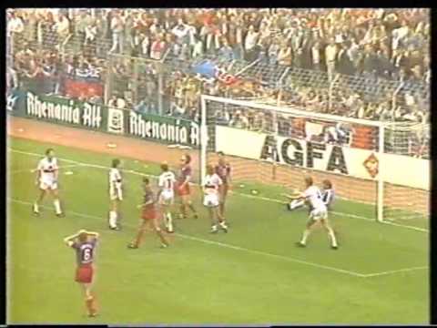 10.09.1988 - FC Bayer 05 Uerdingen - VfB Stuttgart