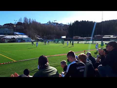 Gjelleråsen IF keeper Jaran Vefring redder straffe fra Østsidens spiss Markus Nordheim Cham 2018