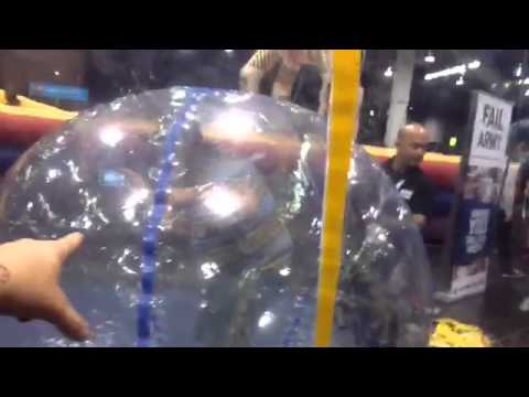 TDW 1118 - VidCon 2015 : Racing Dan-O inside HUGE BALLS !