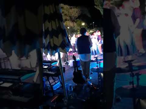 Live Wedding Cover Band in Tuscany Italy - The Blazers (Party Music)