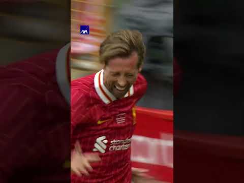 Peter Crouch - Great header, better celebration 🤖