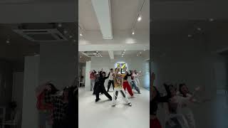 K-POPアイドルも輩出しているダンススタジオでTALK Dance Challenge #leeminhyuk #leeminhyuk_talk #이민혁  #URIZIP
