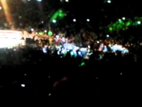 WWE Raw Wrestlemania RevengeTour Berlin 2012 Kofi Kingston Einzug