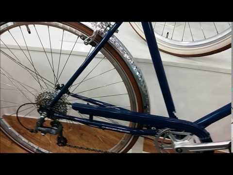 Checker PIG Paul Herrenretrobike mit glänzenden Schutzblechen