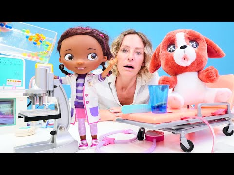 Spielspaß mit Doktor McStuffins - Nicole bringt ihren Hund zum Arzt - Spielzeugvideo für Kinder