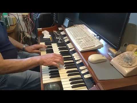 Rich Fontana plays  - Swanee