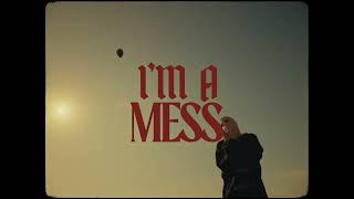 Musik-Video-Miniaturansicht zu I'm A Mess Songtext von Avril Lavigne feat. Yungblud
