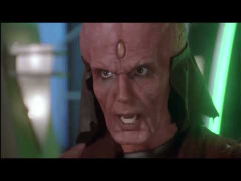 Babylon 5 - Delenn under attack by Soul Hunters!