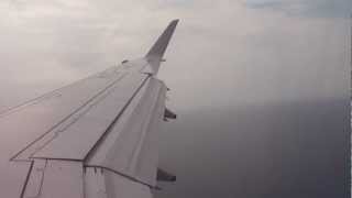 preview picture of video 'Landing at General Rivadeneira International Airport (SETN), Embraer 170 HC-CEX tame'