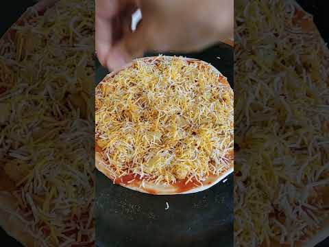 Hawaiian Pizza | Sweet and Salty Pizza