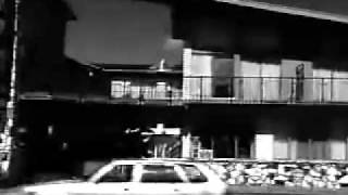 It only hurts me when I cry