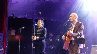 Paul Kelly with Linda Bull - Pretty Place