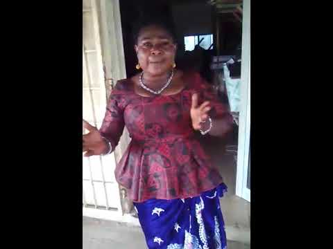 Tassivi artiste feminine togolaise de Gadzo