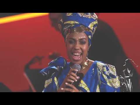 Jazzmeia Horn