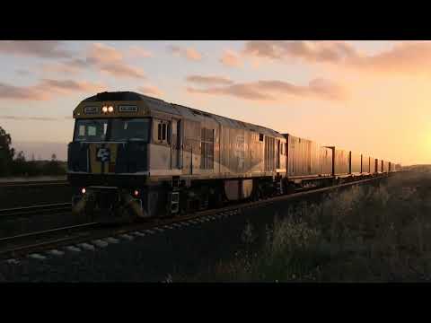 The Southern Aurora Heritage Train visits Geelong