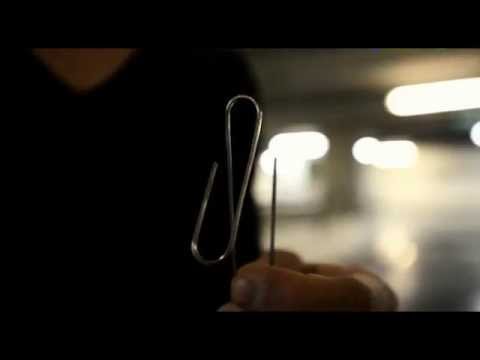SELF BENDING PAPERCLIP - Menny Lindenfeld