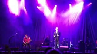 Loquillo - Que hace una chica como tu en un sitio como este