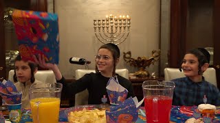 קידום רשמי: Yiddishe Nachas 4 יצא וכולם אוהבים אותו!