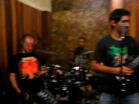 Spewing Putrefaction - Corpos Decapitados