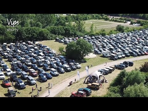 Kostja Ullmann feiert seinen 34. Geburtstag mit einer Wette