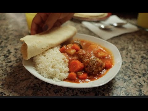 Albóndigas Mexicanas de chipotle con tortillas hechas a mano! *me quedo sabroso*