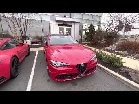 2023 Alfa Romeo Giulia Estrema