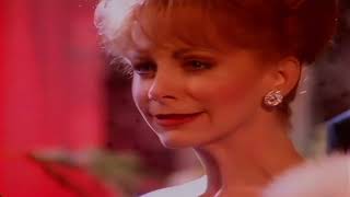 Reba McEntire Ft Linda Davis-Does He Love You