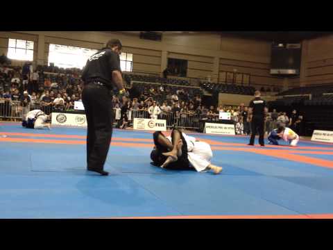 Kenny de Araujo Pinheiro vs Elcibergue Souza full fight