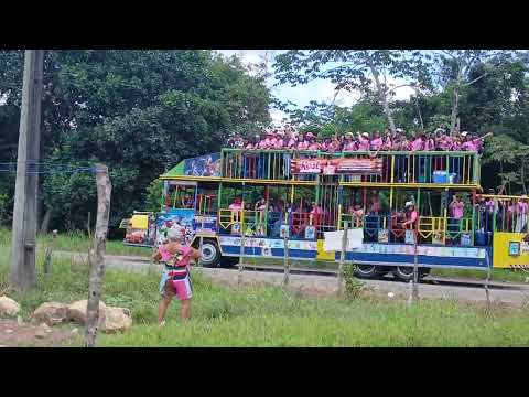 Taty Vaqueira puxando a Cavalgada ao vivo em Capela-SE