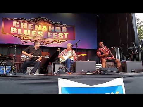 Elvin Bishop's Big Fun Trio Let's Go