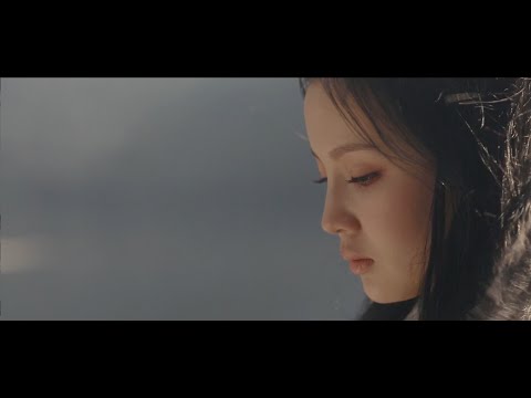 Песня breathe lee hi альбом. 한숨(breathe) leehi • seoulite • 2016. Lee hi holo. Lee hi breathe. Песня breathe.