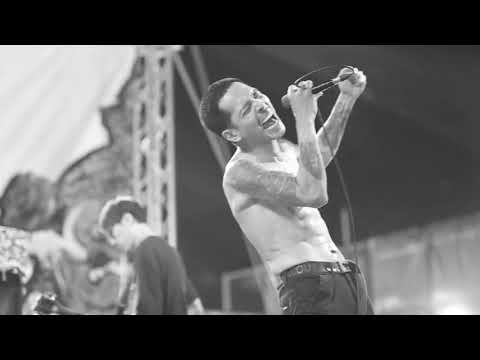 Toxicity (System of a Down) - Dead Rabbit live at Vintage Never Die EP.03