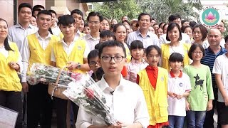 Những bông hoa Tình Người