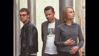 Hooverphonic - Waves (Live at TMF 2000)