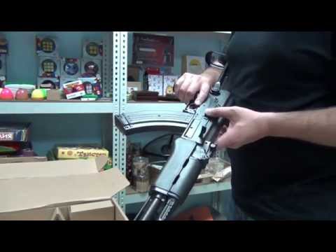Автомат Калашникова АКС-47 (макет, копия). Здорово звучит! Стреляет пластиковыми шариками