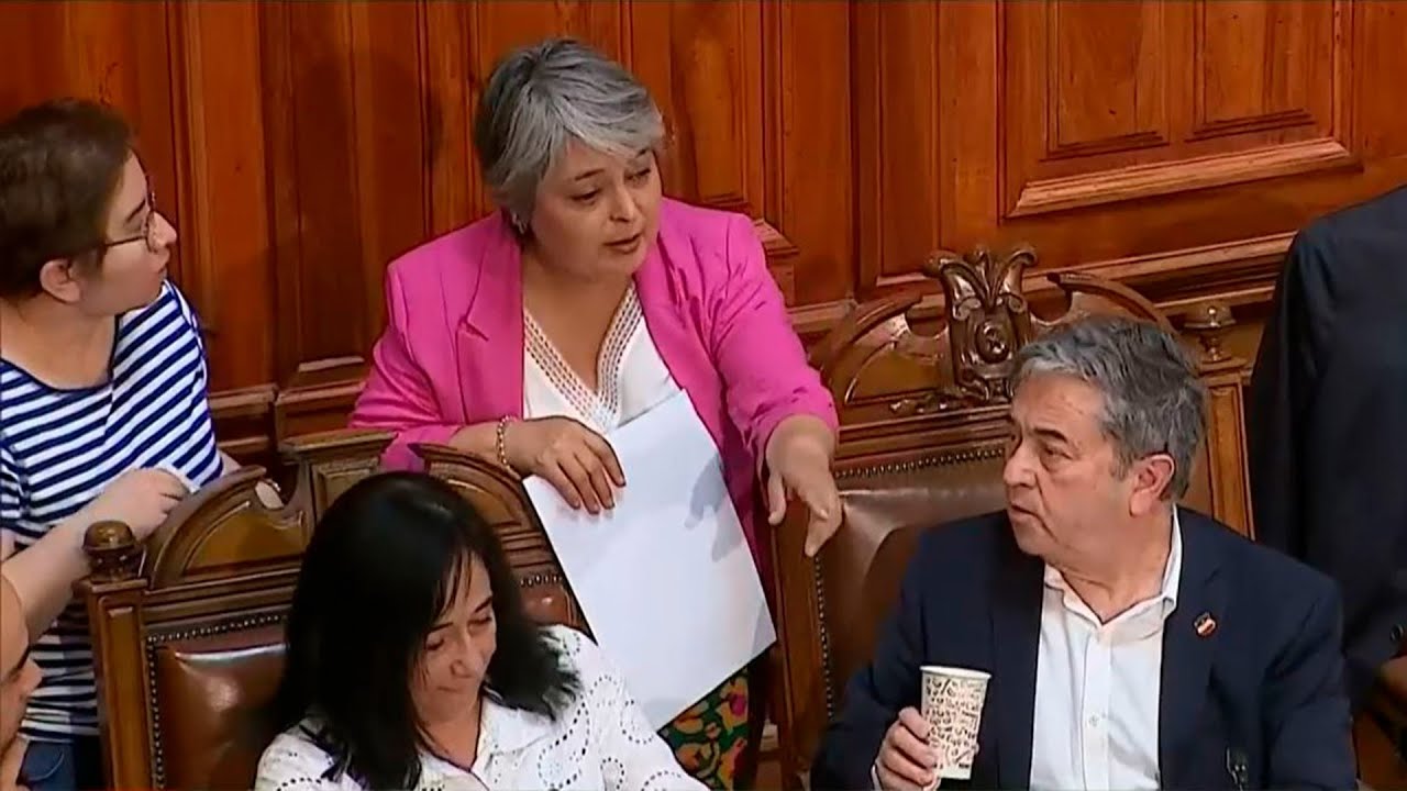 Senado sesionó el domingo para aprobar pensiones